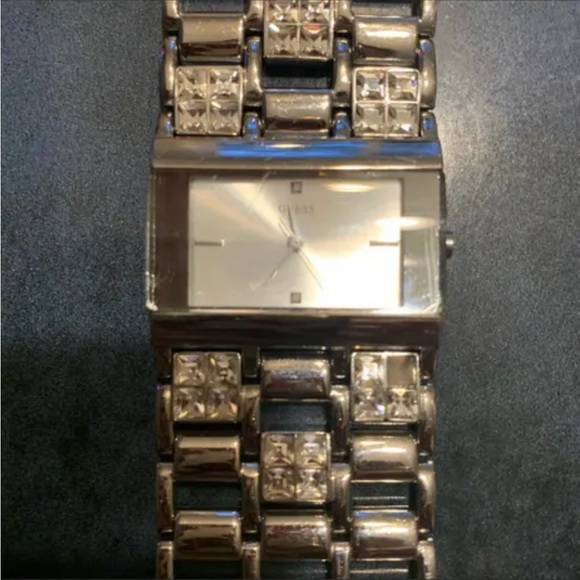 Guess Bracelet Watch - Picture 3 of 9